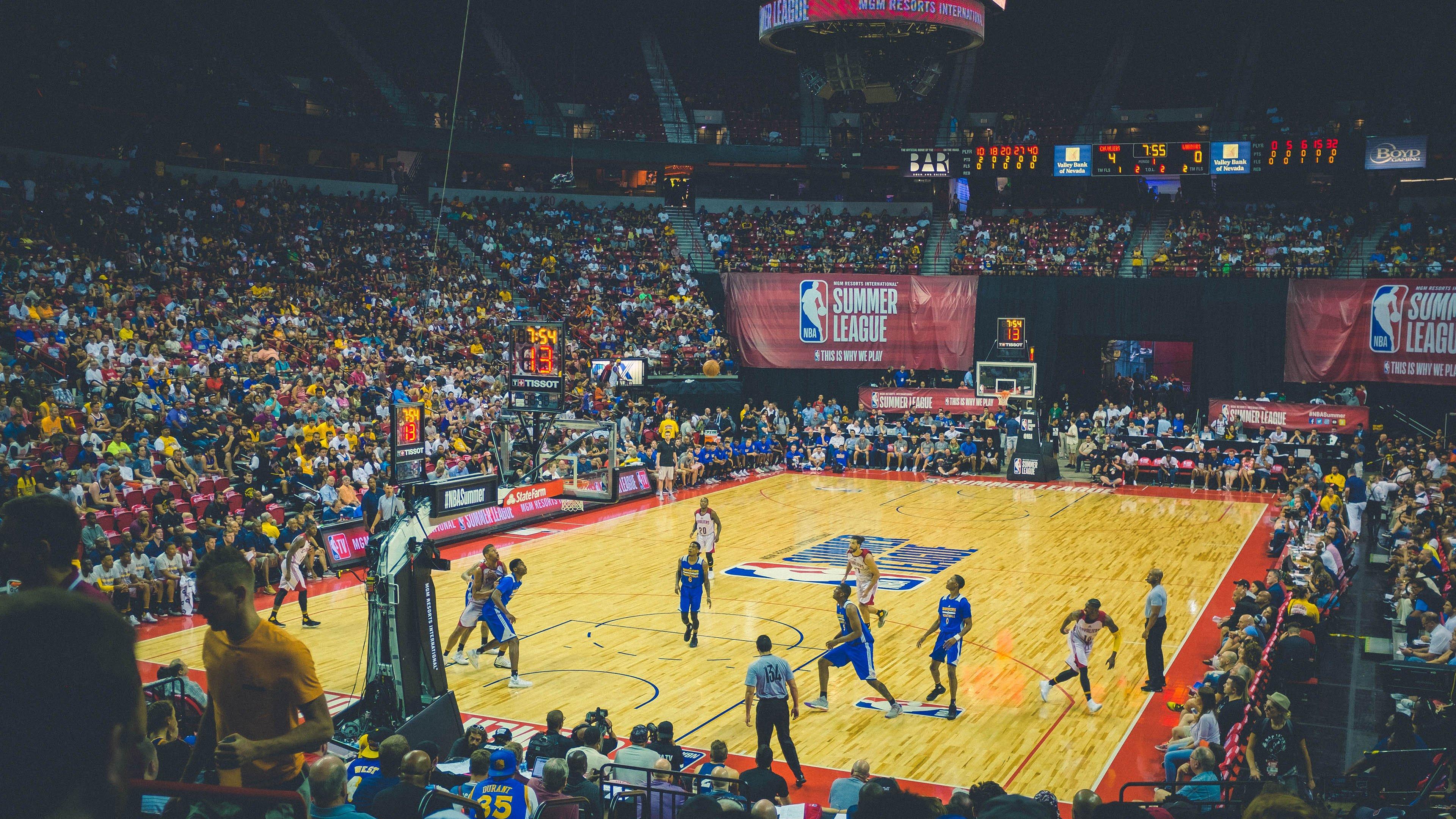 菲尔普斯宣布复出 剑指巴黎奥运会