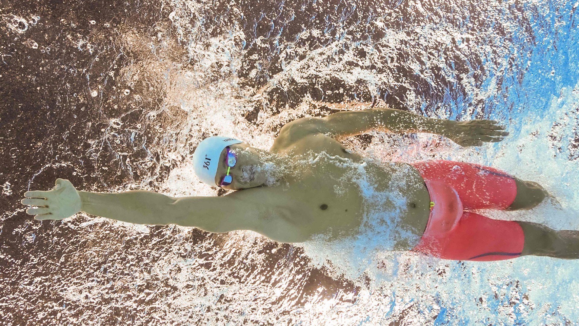 攀岩新星闪耀国际赛场，中国选手勇夺世界杯分站赛冠军