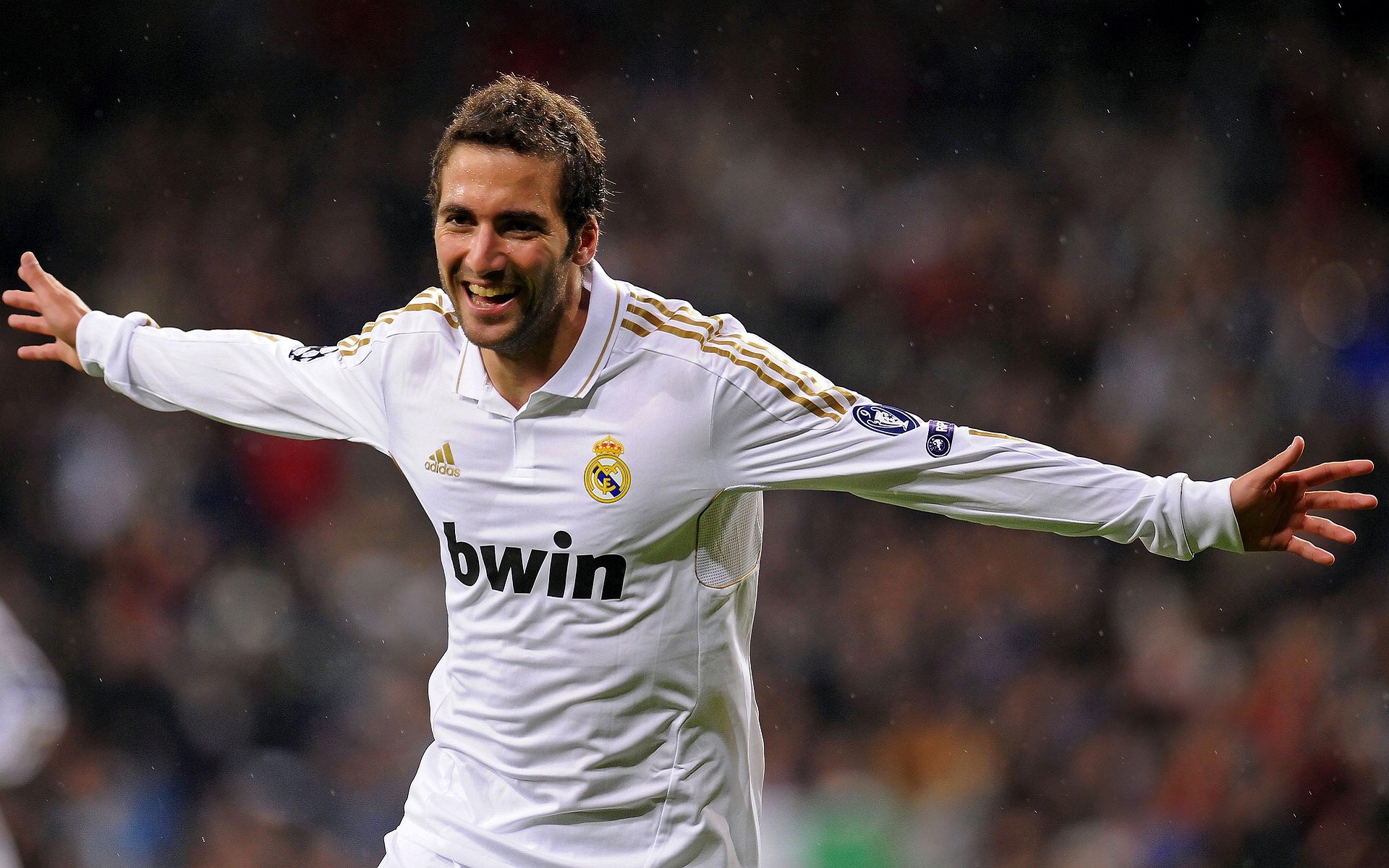 中国花样游泳队巴黎奥运备战进入冲刺阶段 新编排惊艳国际赛场