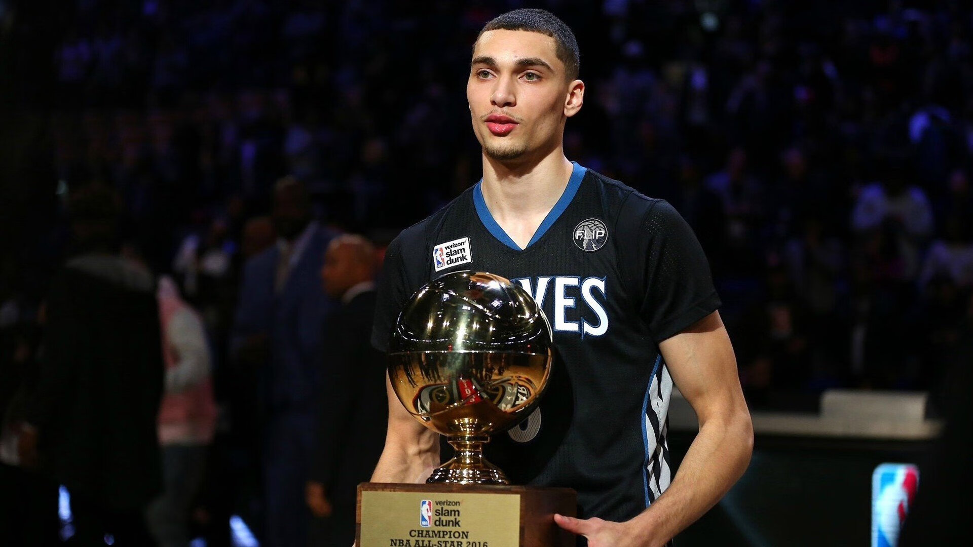 体育心理成胜负关键，运动员如何在高压赛事中保持巅峰状态？